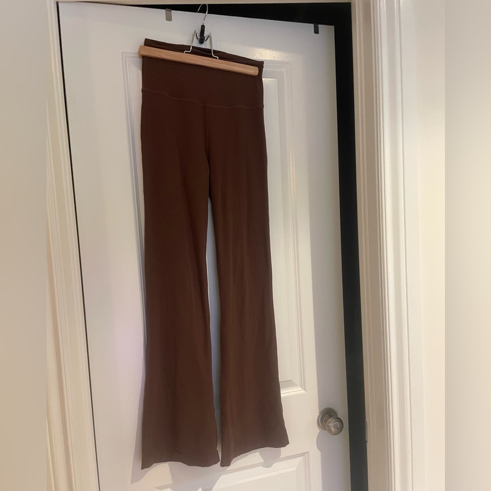 LULULEMON ALIGN HIGHRISE FLARE 6